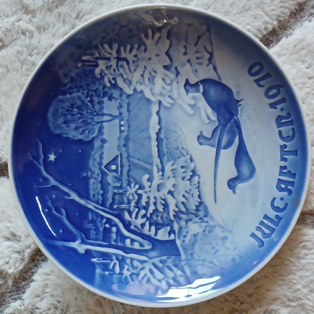 Royal Copenhagen Christmas Plate 1970 PHEASANTS IN THE SNOW AT CHRISTMAS